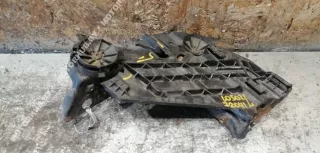  Крепление фары правой Skoda Octavia A5 Арт 00072041, вид 1