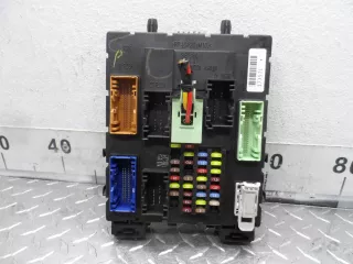 F1FT14A073SB Блок предохранителей Ford Escape 3 Арт 00152934, вид 1