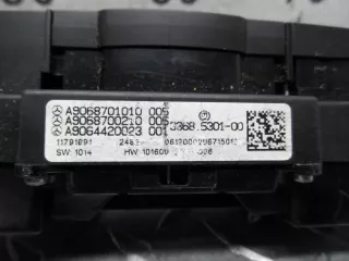 9068701010,9068700210 Кнопка аварийной сигнализации Mercedes Sprinter W906 Арт 00204059, вид 2