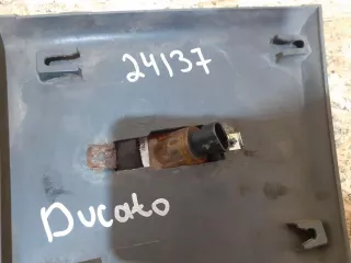 1306893070 Молдинг крыла заднего правого Citroen Jumper 2 Арт 24137_1, вид 3
