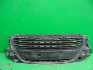 9676946780 решетка радиатора Peugeot 301 Арт ARM66636, вид 1