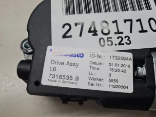 67617316535 Моторчик люка BMW 5 G30/G31 Арт ZAP293078, вид 3