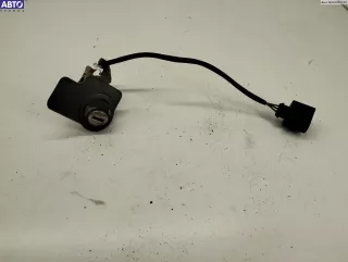 107827573JE Личинка замка багажника Volkswagen Passat B5 Арт 54224510, вид 1