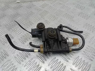 RVH000046 Блок клапанов пневмоподвески Land Rover Discovery 4 Арт 00185500, вид 1