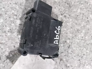 0132801359,4F0820511A,CZ116880-3141 Моторчик заслонки печки Audi A6 C6 (S6,RS6) Арт 46023048403, вид 1