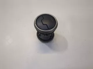  Дефлектор обдува салона Nissan Rogue Арт 8231767, вид 1