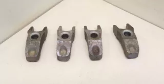 028130206 СКОБА (КРОНШТЕЙН) КРЕПЛЕНИЯ ФОРСУНКИ Seat Toledo 1 Арт 2037939