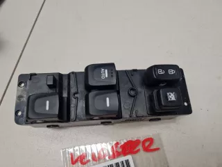 935702V1004X Блок управления стеклоподъемниками Hyundai Veloster Арт ZAP298782, вид 1