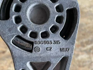 03G903315 Натяжитель ремня генератора Volkswagen Jetta 4 Арт 24940_4, вид 3