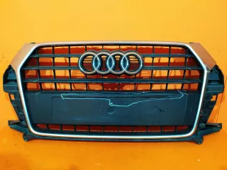 8U0853651M1QP решетка радиатора Audi Q3 1 Арт AR62905, вид 1