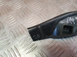 8w0823124 уплотнитель капота Audi A4 B9 Арт AR174642, вид 4