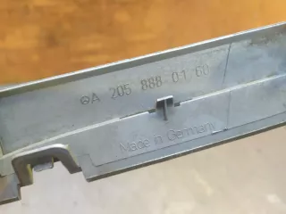 A2058880160 накладка решетки радиатора Mercedes C W205 Арт AR218869, вид 9
