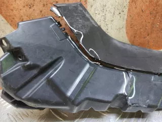 DFR5507K0D, DFR750051 кронштейн накладки решетки радиатора Mazda CX30 Арт AR219478, вид 3