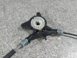  стеклоподъемник задний правый Mazda 3 BK Арт 46023049626, вид 2