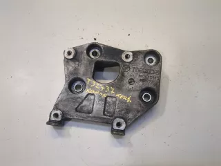 rf7l15810 Кронштейн компрессора кондиционера Mazda 6 1 Арт 8293251, вид 1