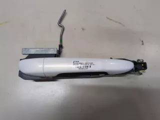 D09L5841XC85,D10E7242XA Ручка наружная задняя правая белая Mazda CX3 Арт 8301239, вид 1