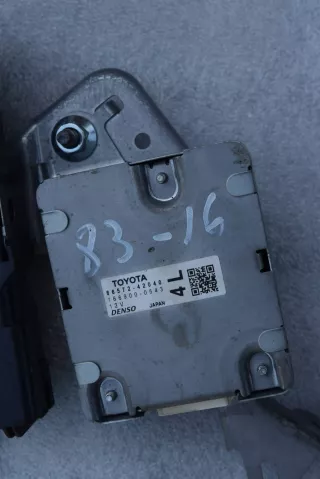 8657242040 Блок управления (другие) Toyota Rav 4 5 Арт 83-16-657-2, вид 1