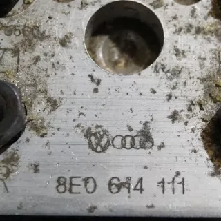 8E061411102652164110273004132 , art40402 Блок ABS Audi A6 C5 (S6,RS6) Арт 40402, вид 6
