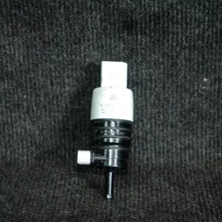 A0998660121 , art126740 Насос (моторчик) омывателя стекла Mercedes C W205 Арт 126740, вид 1