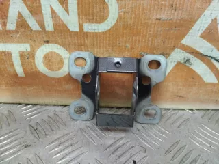 8W5827302A, 8W5827729, 8W5827301A Кронштейн петли крышки багажника Audi A4 B9 Арт AR237219