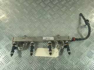 6M8G-9D280-AA Топливная рампа Mazda 6 1 Арт 103024.33, вид 1