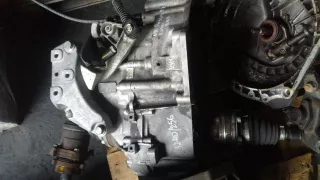 KXX,KXX КПП механическая (МКПП) Volkswagen Passat B6 Арт EM32-40-256