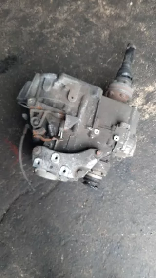  КПП механическая (МКПП) Volkswagen Passat B6 Арт EM32-40-63