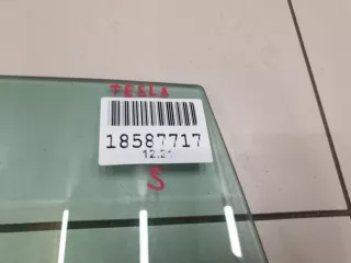 600657100D Стекло двери задней правой Tesla model S Арт ZAP222388, вид 2