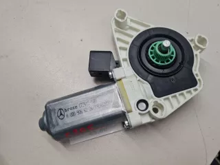 A0009066206 Моторчик стеклоподъёмника передний правый Mercedes S C217 Арт Z304360, вид 1