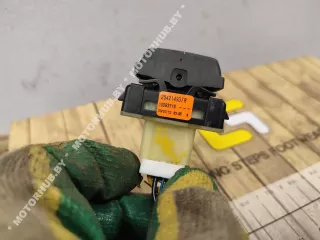 254214937R Кнопка стеклоподъемника Renault Sandero Stepway 2 Арт 00080807, вид 3