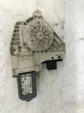 4F0959801 Моторчик переднего левого стеклоподъемника Audi A6 C6 (S6,RS6) Арт 5594310, вид 1