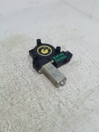 13188490 Моторчик переднего левого стеклоподъемника Opel Corsa D Арт 5797155, вид 1
