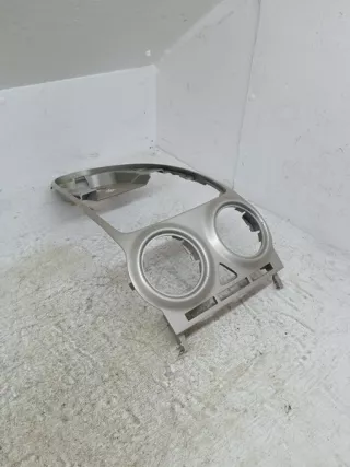 13204956 Накладка торпеды Opel Corsa D Арт 5798127