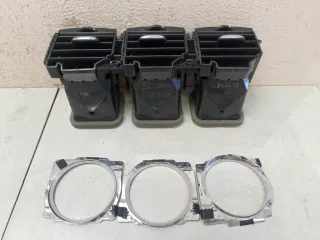 EH4464930D Дефлектор воздушный (салон) Mazda CX-7 Арт 6067568