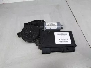 95562470102 Моторчик переднего левого стеклоподъемника Volkswagen Touareg 1 Арт 6080535, вид 1