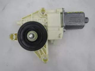 A2129066802 Моторчик переднего левого стеклоподъемника Mercedes E W212 Арт 231778, вид 1