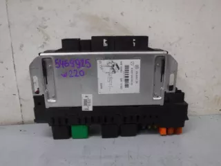 A0325458332 Блок предохранителей Mercedes S W220 Арт 5469925, вид 1
