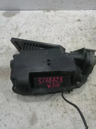 A2105400867 Корпус блока предохранителей Mercedes E W210 Арт 5768528