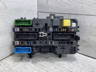 13180774 Блок предохранителей Opel Astra H Арт 6073488, вид 1