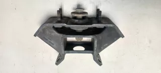21832-3E850 Подушка крепления кпп Kia Sportage 2 Арт 8386310