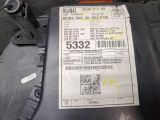 5C6867211C Обшивка двери задней левой (дверная карта) Volkswagen Jetta 6 Арт 8402440, вид 4