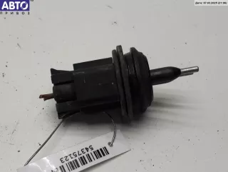  Датчик уровня омывающей жидкости Volkswagen Passat B5 Арт 54375123, вид 1