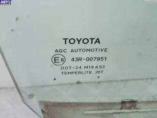68110-0D072 Стекло двери передней правой Toyota Yaris 2 Арт 54142909, вид 2
