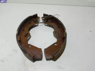  Колодки тормозные задние Mazda Demio 1 Арт 53917955