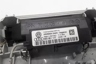 8E0951177 , art8254370 Фонарь салона (плафон) Audi A4 B7 Арт 8254370, вид 2