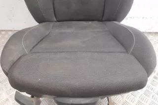 0041154A3, 692643501, 01402353 , art8255919 Сиденье переднее правое BMW 1 E81/E82/E87/E88 Арт 8255919, вид 2