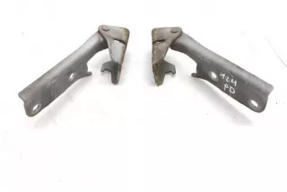 art8271344 Петля капота Mitsubishi Pajero 3 Арт 8271344