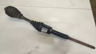 p8689218 Полуось передняя правая (приводной вал, шрус) Volvo XC70 2 Арт 8447692, вид 1