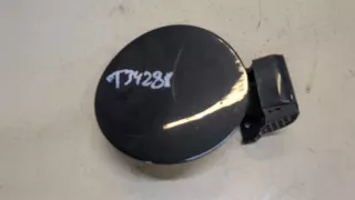 695103W000 Лючок бензобака черный Kia Sportage 3 Арт 8463392, вид 1