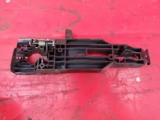 8061122134 Кронштейн ручки двери Nissan Qashqai 2 Арт MB71415, вид 1